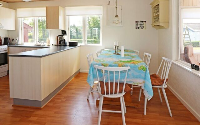 6 Person Holiday Home in Hadsund