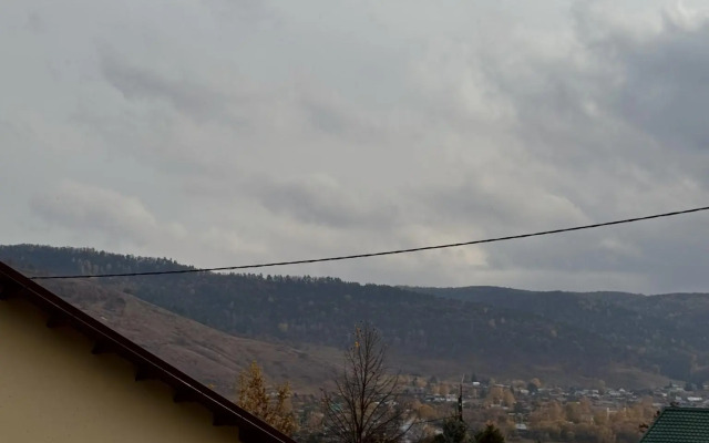Usad'ba Domik v gorah