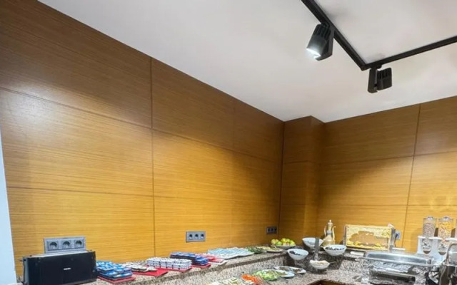 Lounge Boutique Hotel