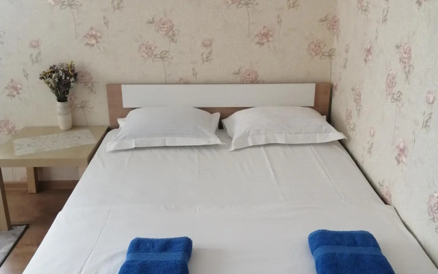 Lux Apartments в переулке Речной