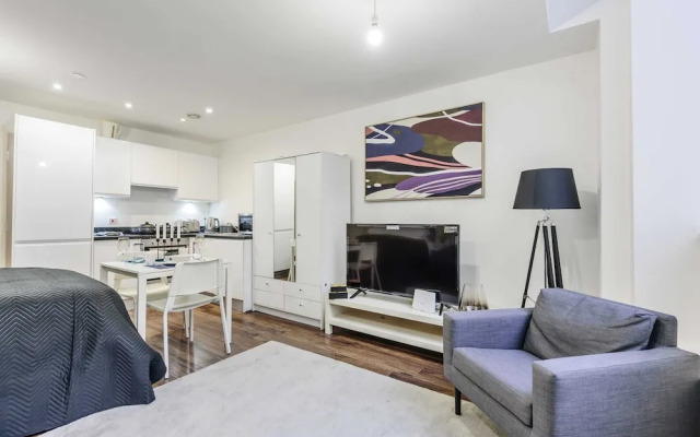 Contemporary Apartment - Liverpool