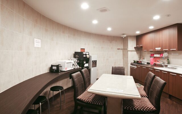 Hello Guest House