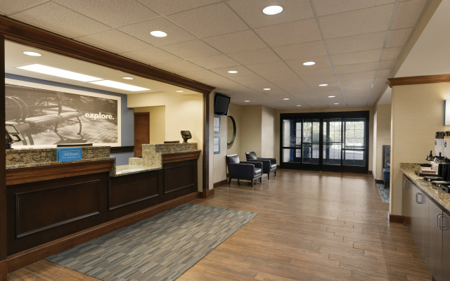 Hampton Inn Franklin/Milford