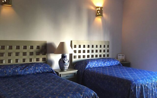 Luna Auto Hotel & Villas Coloniales