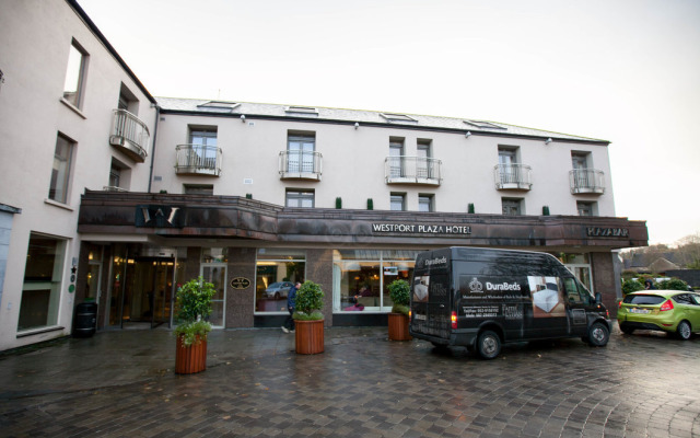 Westport Plaza Hotel