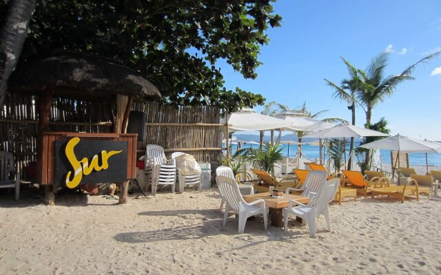 Sur Beach Resort