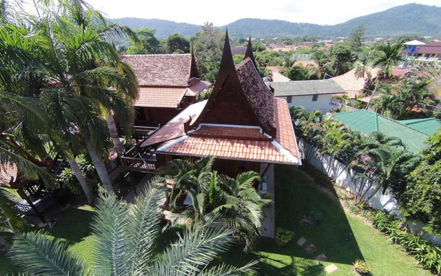 Villa Baan Tukae by Holiplanet