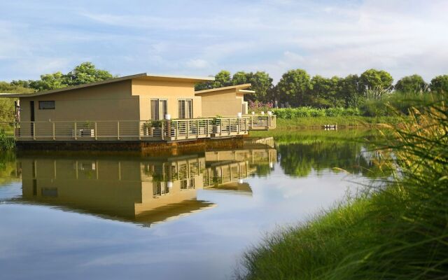 Life At Repose: Lake Villas Resort & Club
