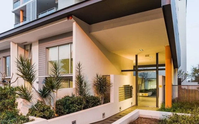 Kings Park Apartment 10