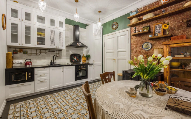 BookingSpb на Большом проспекте