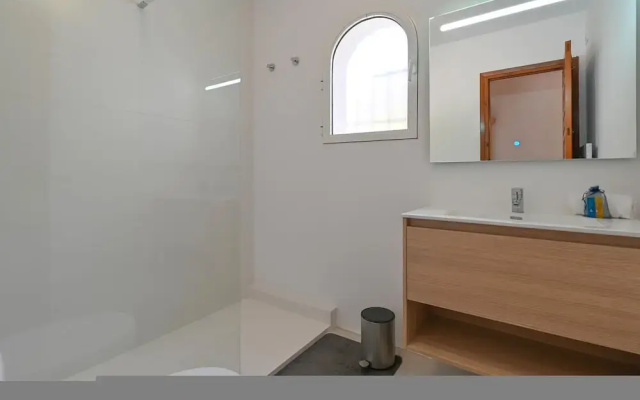 Viggo in J vea With 2 Bedrooms and 2 Bathrooms
