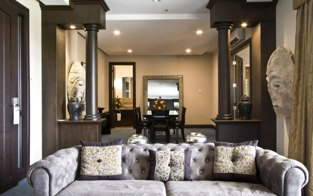 Lewis Grand Hotel