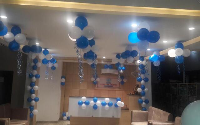 Hotel Crystal Grand