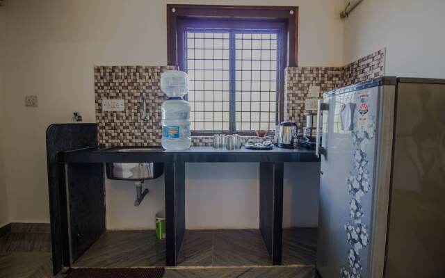 OYO 13528 Home 1BHK Siolim