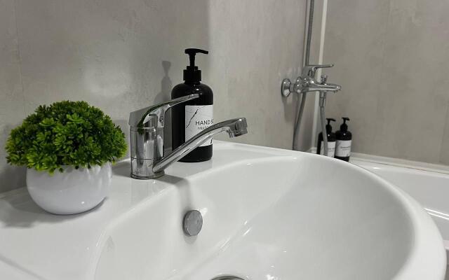 Апартаменты на улице Мансура Хасанова 13А