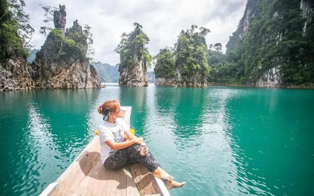 Orchid Lake House