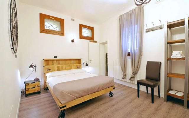 Steam House - Room & Breakfast