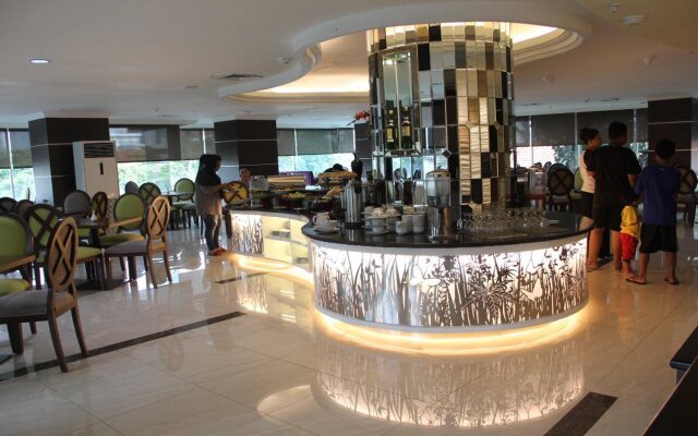 Treva International Hotel