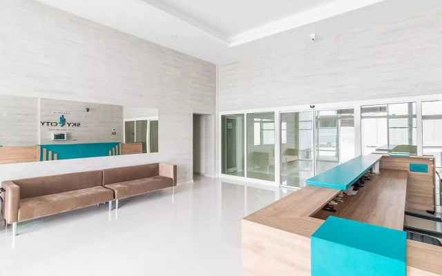 Azure Luxury Sky Apartment