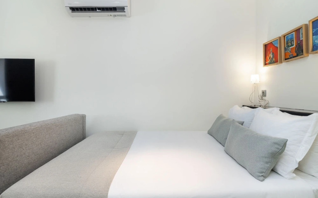 Intendente Modern Stays