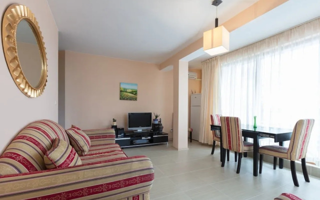 Apartment Rich Beach Nessebar