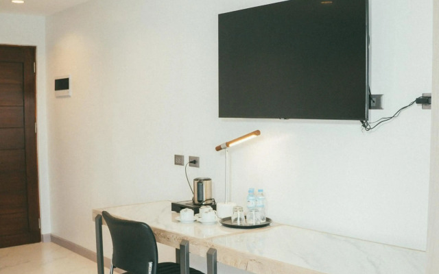 NS Royal Hotel
