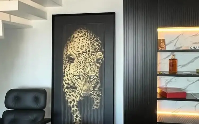 MH by MGM - Premium Sea Views