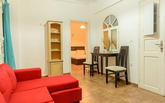 Leon Lux Apartments