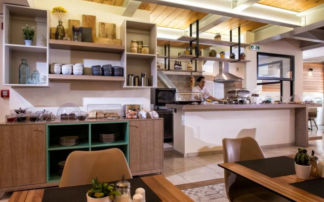 Infinity City Boutique Hotel