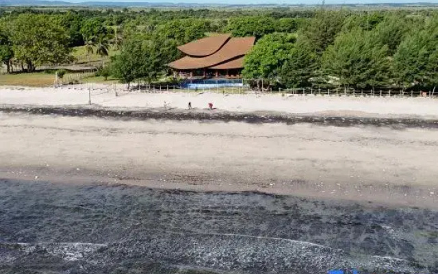 Tanoma Sumba Beach Resort