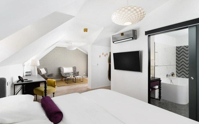 Maison Bistro & Hotel