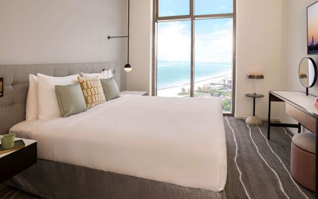 Th8 Palm Dubai Beach Resort, Vignette Collection, by IHG