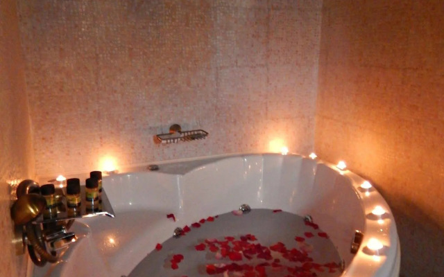 S. Nikolis Historic Boutique Hotel