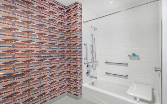 Aloft Denver North Westminster