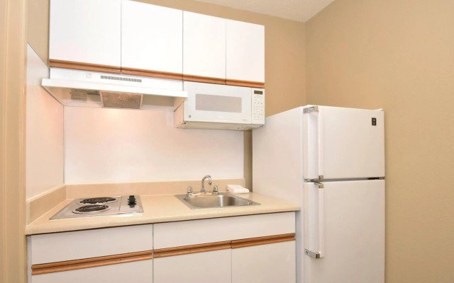 Extended Stay America Select Suites Atlanta Perimeter Hammon