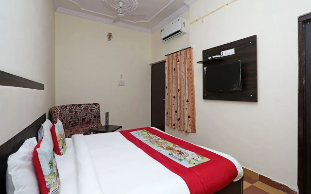 OYO 10334 Hotel Goyal INN