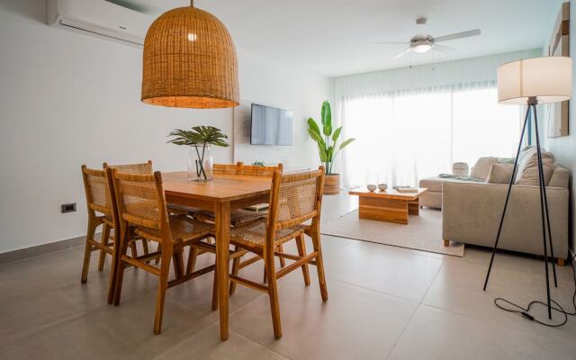 Luxury 3 bedroom apartment at the beach