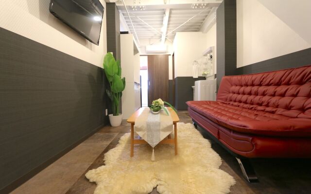 Elizabeth Garden Kuromon