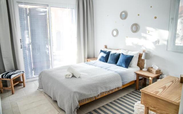 Blue Nest at Mandria Gardens