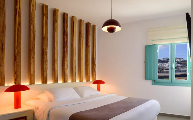 Neptune Luxury Spa Suites