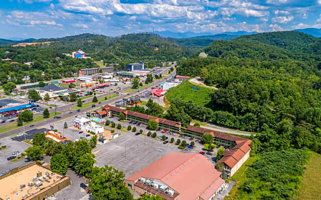 Days Inn by Wyndham Pigeon Forge Parkway