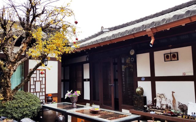 In-Yeon Hanok guesthouse