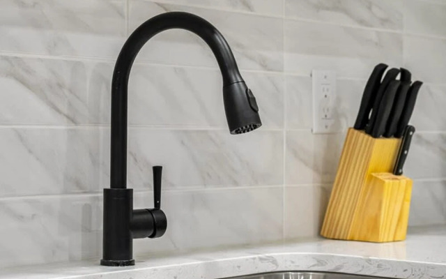 Affordable Long-term Stays Welcome 1BR Suite