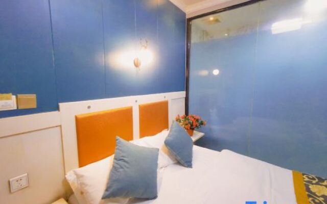 Missing Her Happy Hotel (Nanguan Street, Bohai Road)