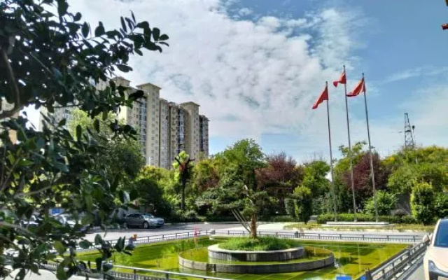 Wei Er Dun Jiu Dian – Outside – Xiangyang