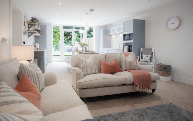 The Hideaway - 2 Bed Holiday Home - Little Haven