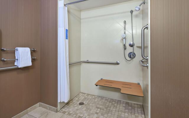 Hampton Inn & Suites Grand Rapids-Airport 28th St