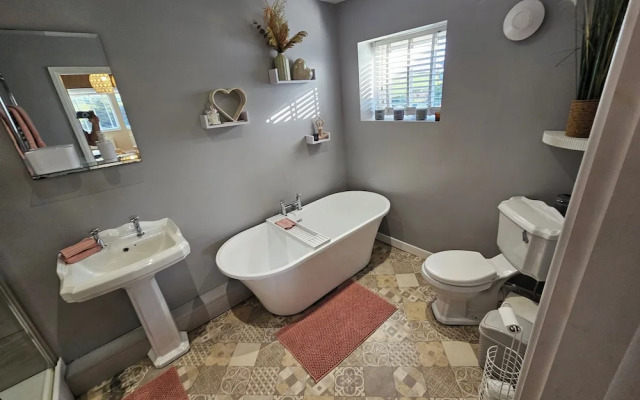 Seaside Bliss Retreat - 5 Bedroom House