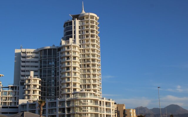 Hibernian Towers 505 Apartments