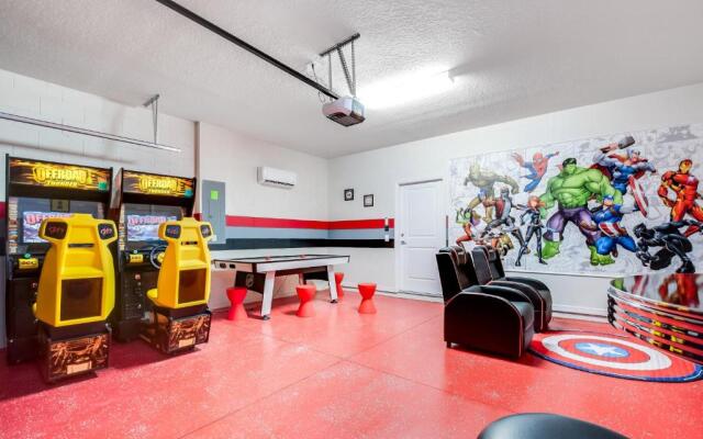 Private Pool Home w/ Spa, Game Room, BBQ & More!